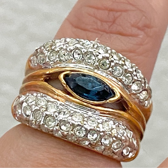 Vintage Blue Sapphire Rhinestone Gold-plated Statement Ring Size 6 - Picture 2 of 15